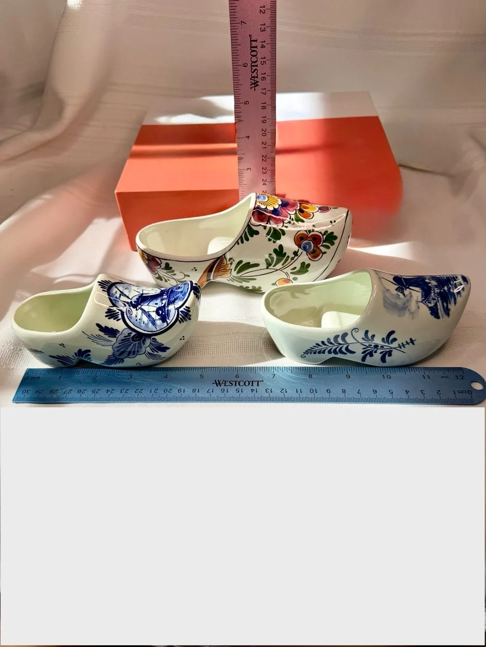 VTG Delft Blue Holland Ceramic Clogs Bell Vase Hand Painted Dutch Collectibles